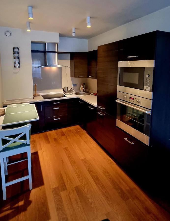 Апартаменты Apartament Piwna Краков Экстерьер фото